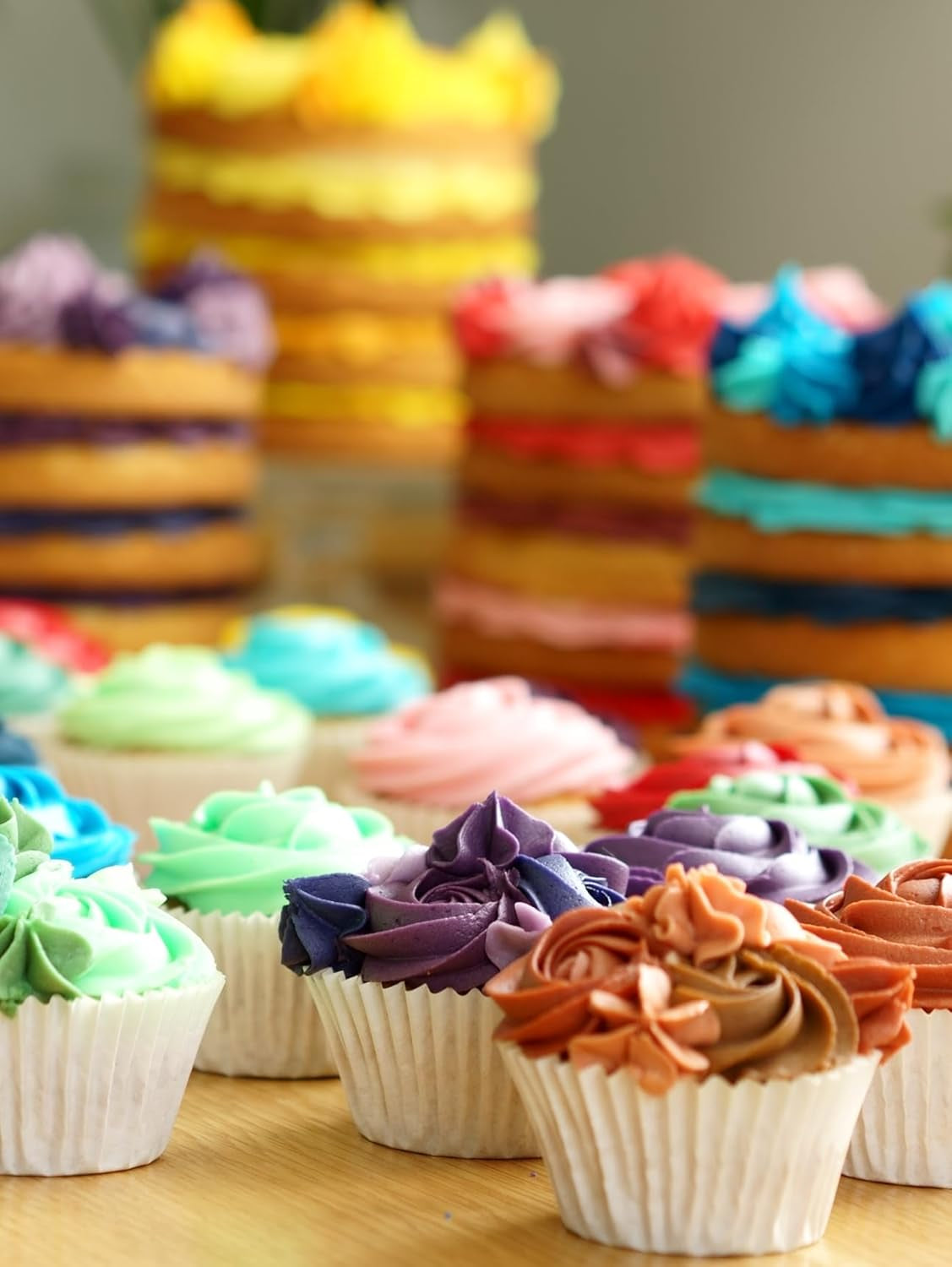 Sugarflair Pasta-Lebensmittelfarbe Gelb, 4er-Set, Pasta-Lebensmittelfarbe, Fondant, Marzipan, Zuckerpaste, Buttercreme und mehr: Narzisse, Kanariengelb, Creme, Eiermelone, 4er-Set