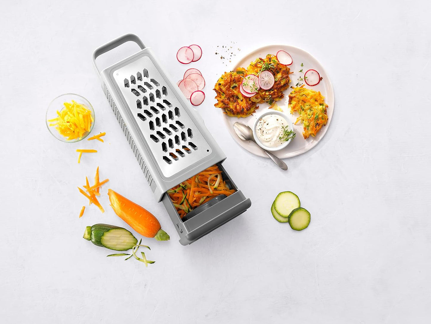 ZWILLING Z-Cut quadratische Reibe, Mehrzweck-Schäler mit Edelstahlklinge, Naty Shop
