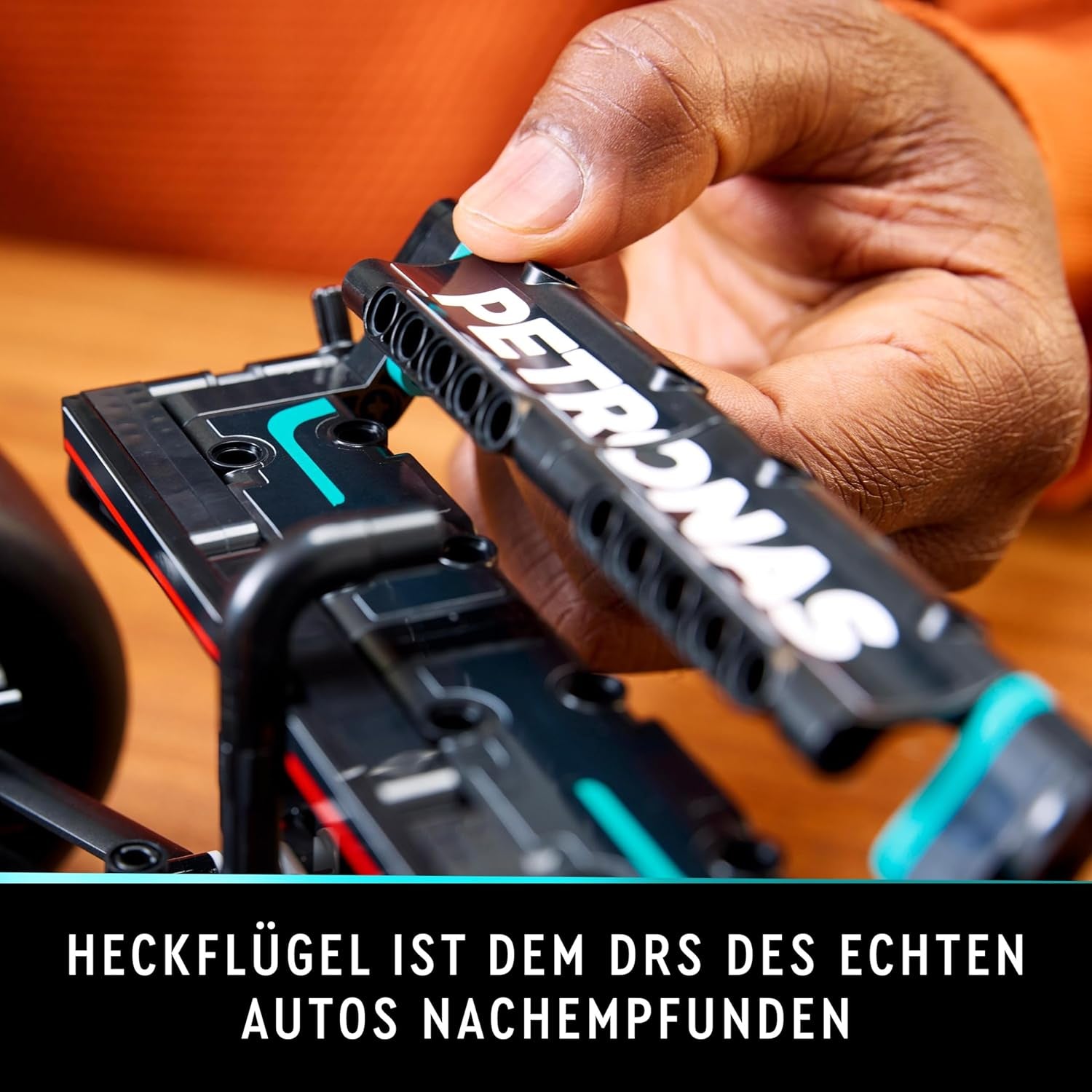 LEGO Technic Mercedes-Amg F1 W14 E Performance-Set für Erwachsene, maßstabsgetreues Modell-Rennauto, Sammlerstücke für Zuhause oder im Büro, Formel-1-Geschenke für Männer, Frauen 42171 Bausets Besuchen Sie den LEGO-Store