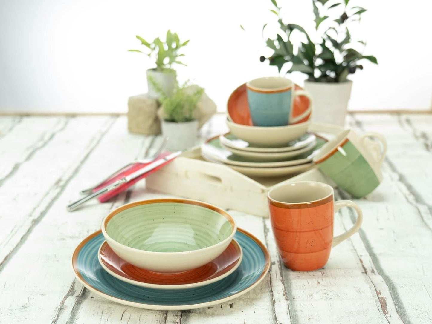 CreaTable, 22851, Serie COUNTRY, 24-teiliges Tafelservice für 6 Personen, Kombinationsservice aus Porzellan, spülmaschinen- und mikrowellengeeignet, hochwertige Herstellung