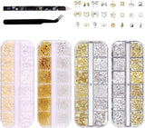 Nagel-Schlüsselanhänger, 4er-Box-Set – 48 Arten goldene und silberne 3D-Nagel-Schlüsselanhänger (Schmetterlinge, Blumen, Perlen usw.) + Pinzette und Stift – für selbstgemachte Gel- und Acrylnägel | Ideal für Nagelstudio und Zuhause
