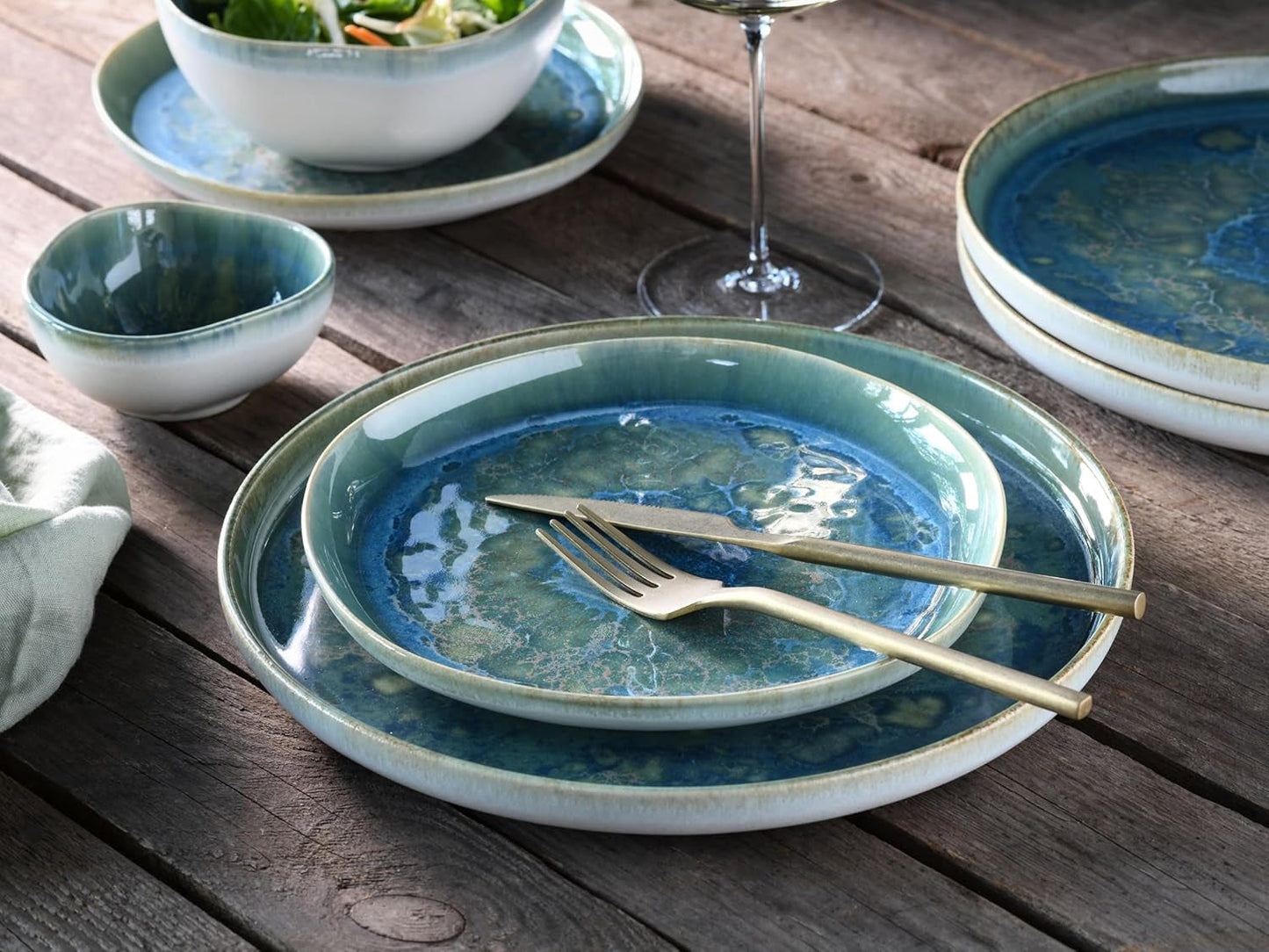 Creatable 22447 Yuki-Serie Geschirrset für 2 Personen, Tellerset aus Porzellan, spülmaschinen- und mikrowellengeeignet, hergestellt in Europa