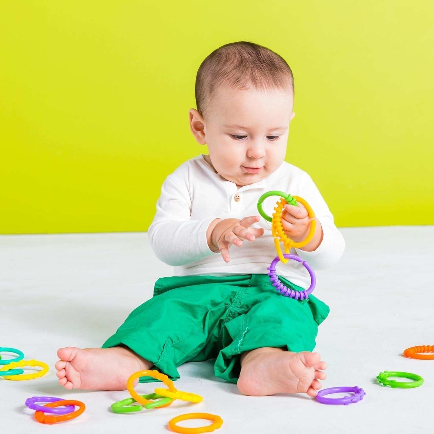 Bright Starts, Oball, Verbindungsglieder der Kinderwagenkette, viele Glieder, faltbar, leicht anzubringen, leicht zu reinigen, perfekt für Reisen, Bebe Toys Naty Shop