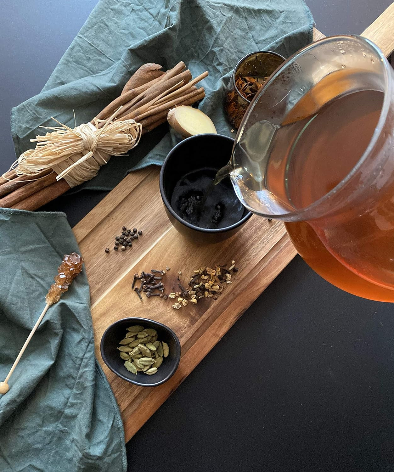 Masala Chai-Tee-Gewürzmischung 100g, indische Gewürze für Chai-Tee oder Chai-Latte, 100 % natürlich, nicht aromatisiert, Teaclub-Tee