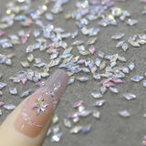 50 Stück kleine Zirkonia-Rhombus-Glitzer-Nagelsteine, Schlüsselanhänger, gemischte Farben, funkelnde Strasssteine, Nagelanhänger, Mini-Rhombus-Nagelkristalle, Diamantnägel, Strasssteine, Nagelanhänger, Nagelzubehör, Nagelkunst
