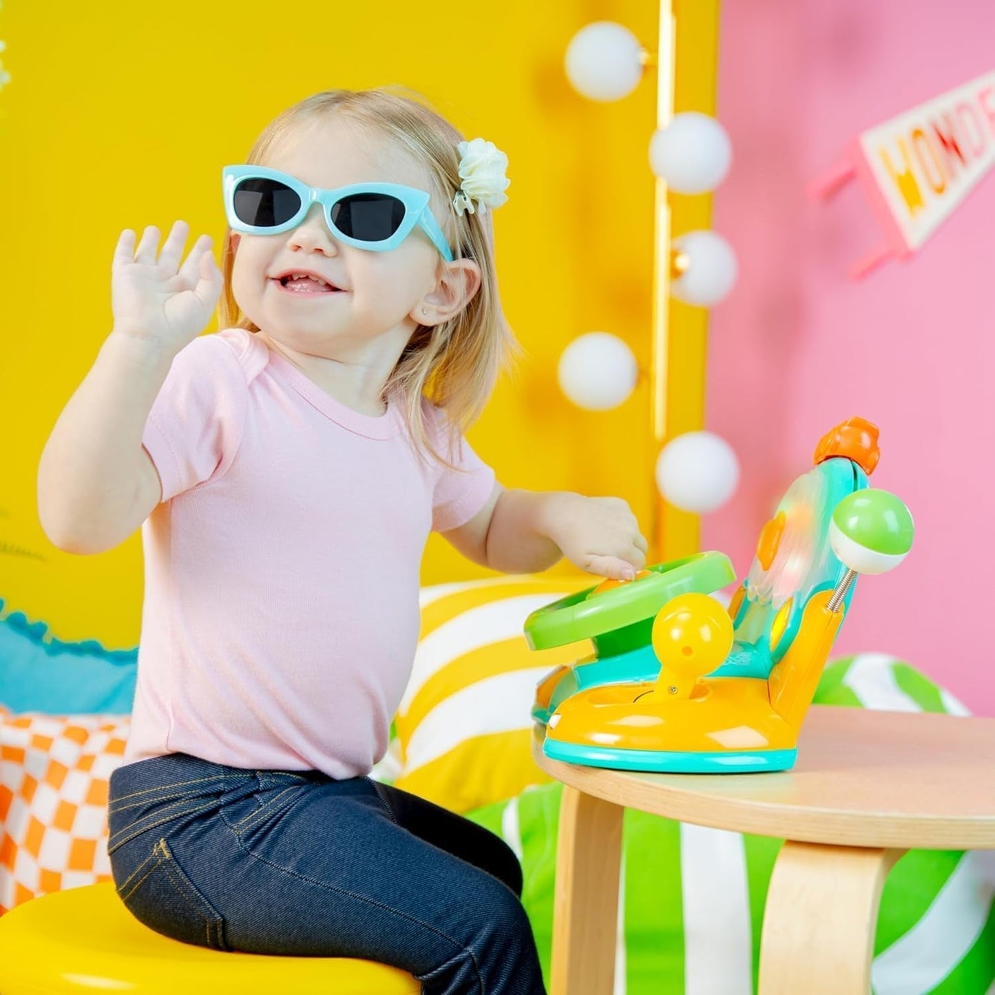 Bright Starts, Spielzeuglenkrad, Lights & Colors Driver, mit Musik, Autogeräuschen, Blinkern, Schalthebel und mehr Bebe Naty Shop Toys