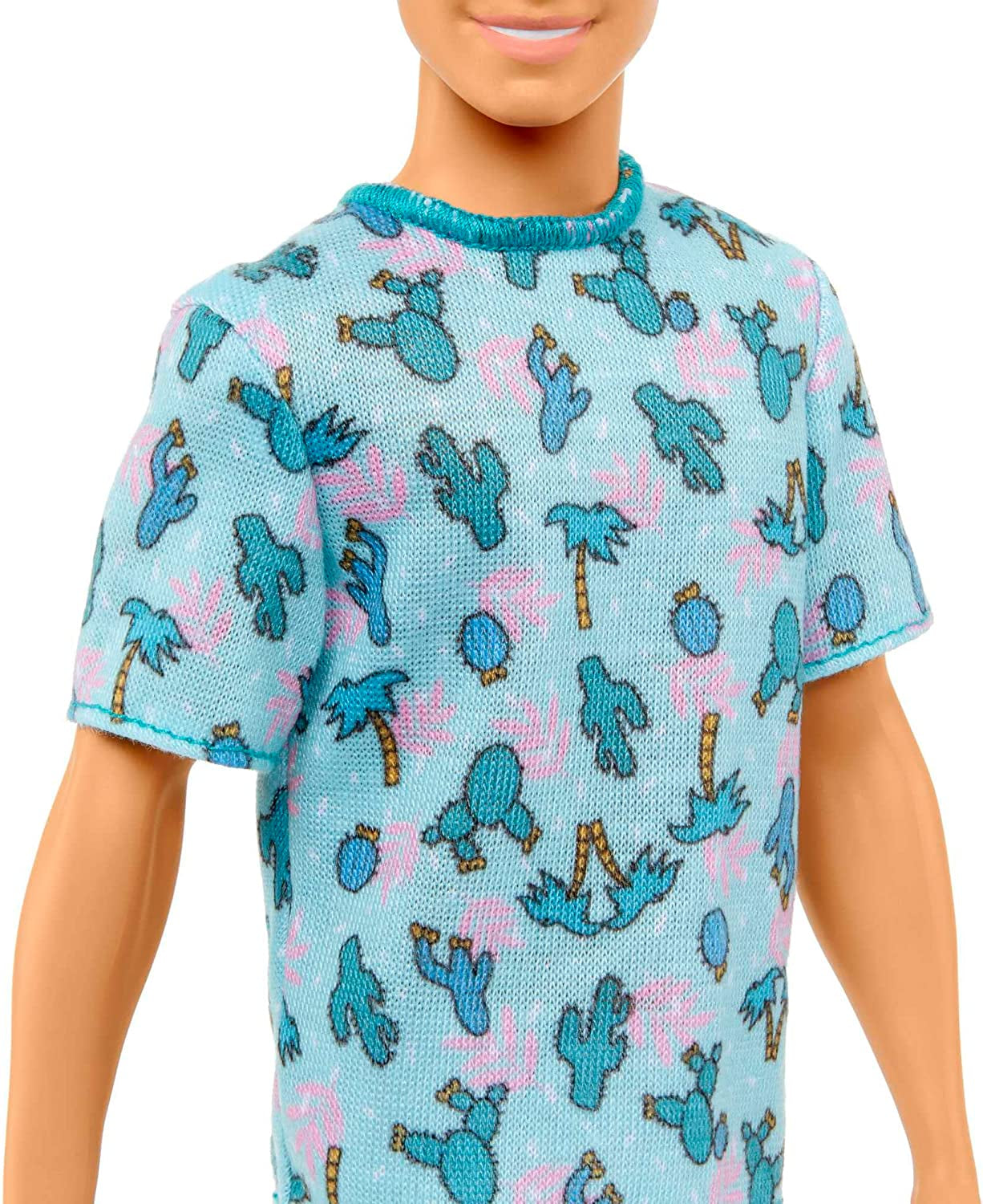 Barbie Ken Fashionistas-Puppe – T-Shirt mit Kaktus- und Palmenmuster, weiße Shorts und Turnschuhe, perfekt für Abenteuer mit Freunden und Spaziergänge in der Stadt, für Kinder ab 3 Jahren, HJT10 Naty Shop Dolls