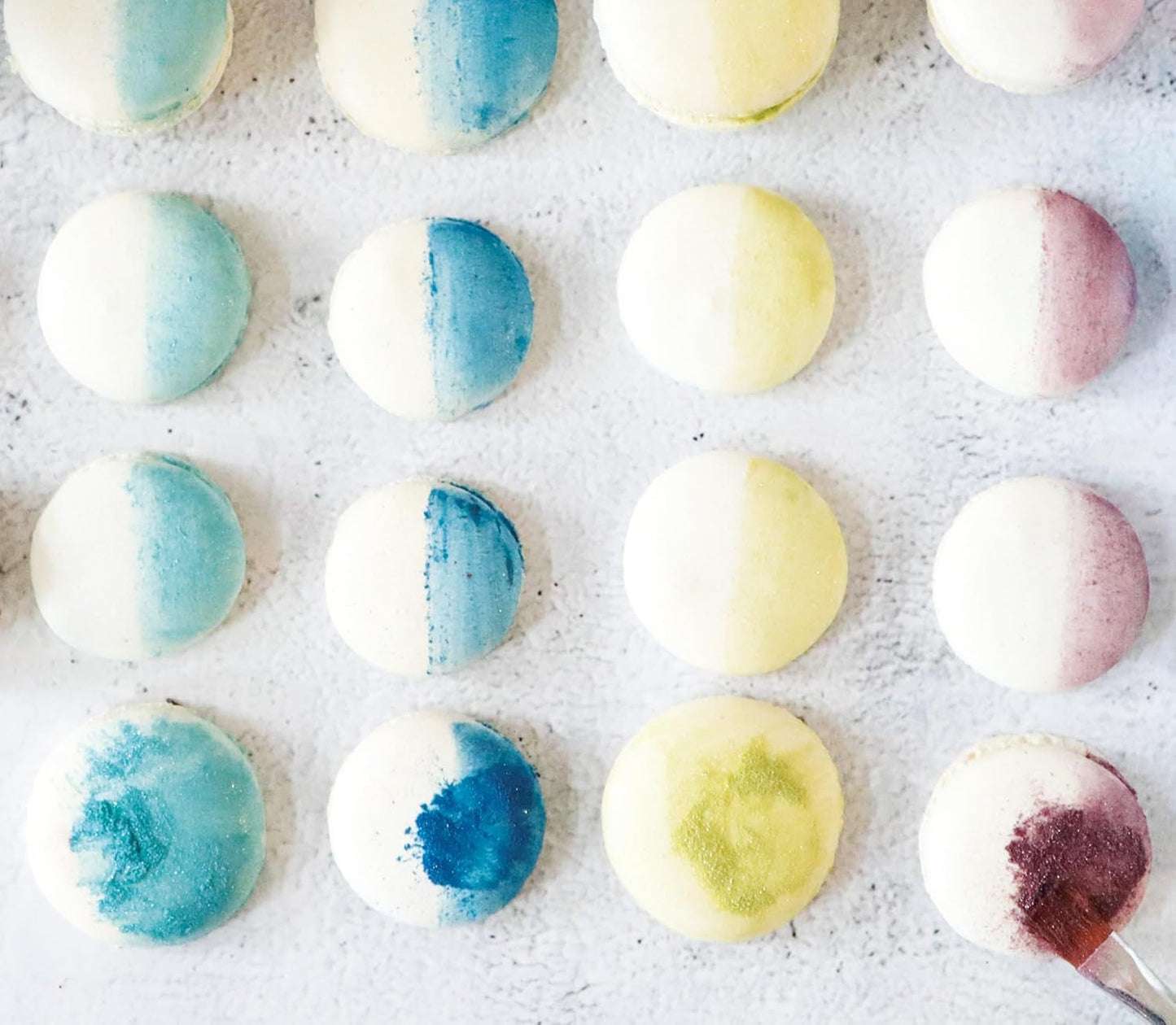 Scrapcooking – Limettengrüne Lebensmittelfarbe – Essbares Glitzerpulver für Oberflächen – Für Kuchen, Kekse, Makronen, Schokolade und Fudge – Limettengrün – 4087