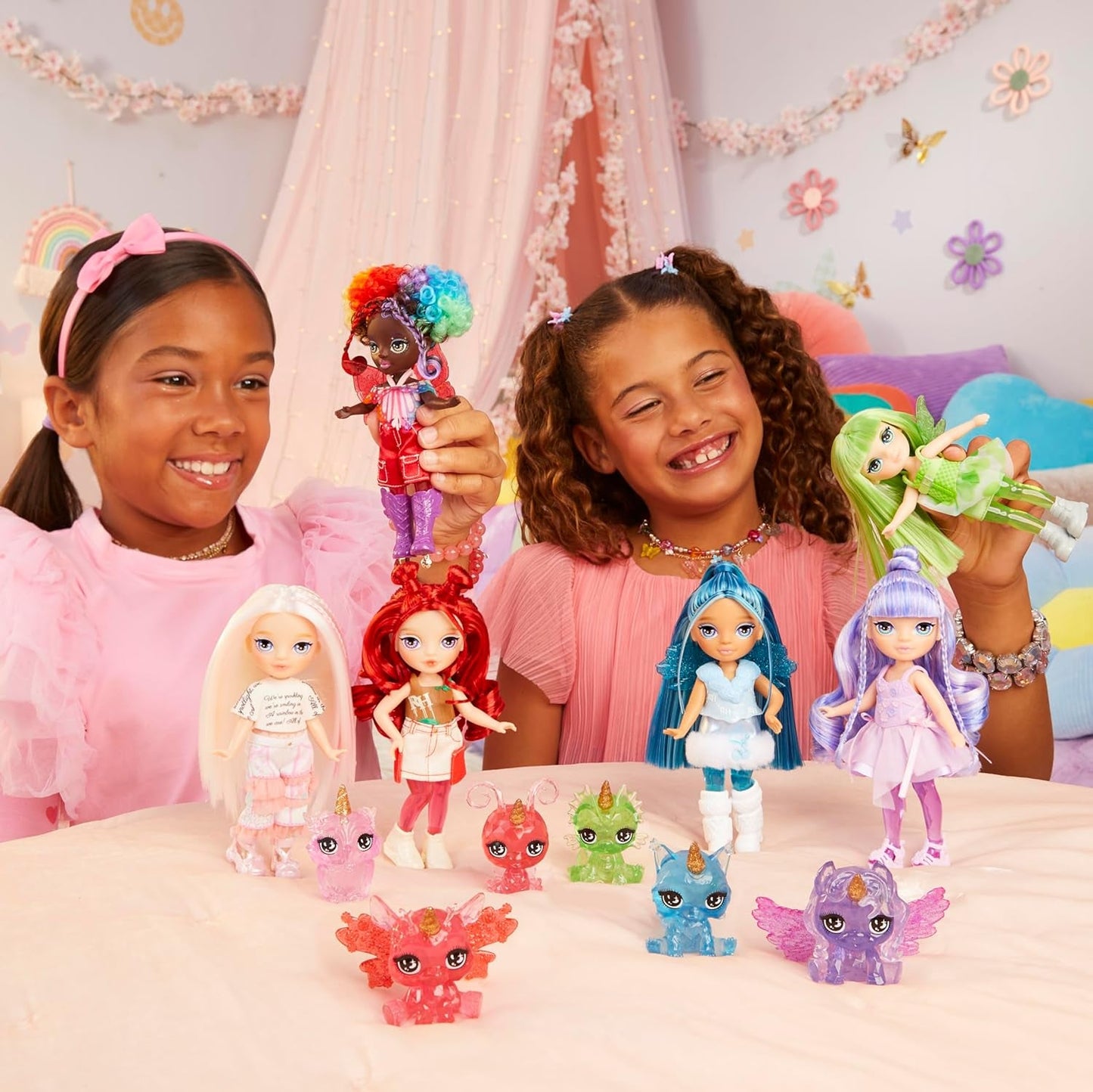 Rainbow High Littles Regenbogen-Fantasie-Fee und Haustier – Smaragd, Grün – 14 cm bewegliche kleine Fantasy-Drachenpuppe mit austauschbaren Feenflügeln, süßes Geschenk für Kinder ab 4 Jahren