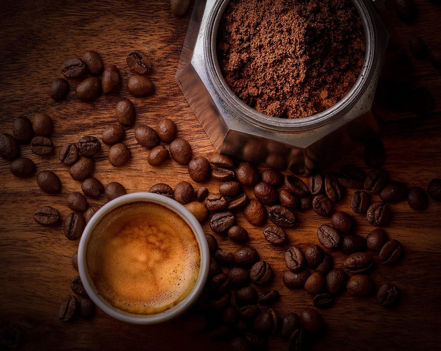 Kenner 1000g | Premium Schweizer Kaffeebohnen für Kaffeevollautomaten | Schümli aromatischer Kaffee mit Noten von Walnuss und Karamell | Ausgewogene Mischung Arabica-Robusta | In der Schweiz gebraten