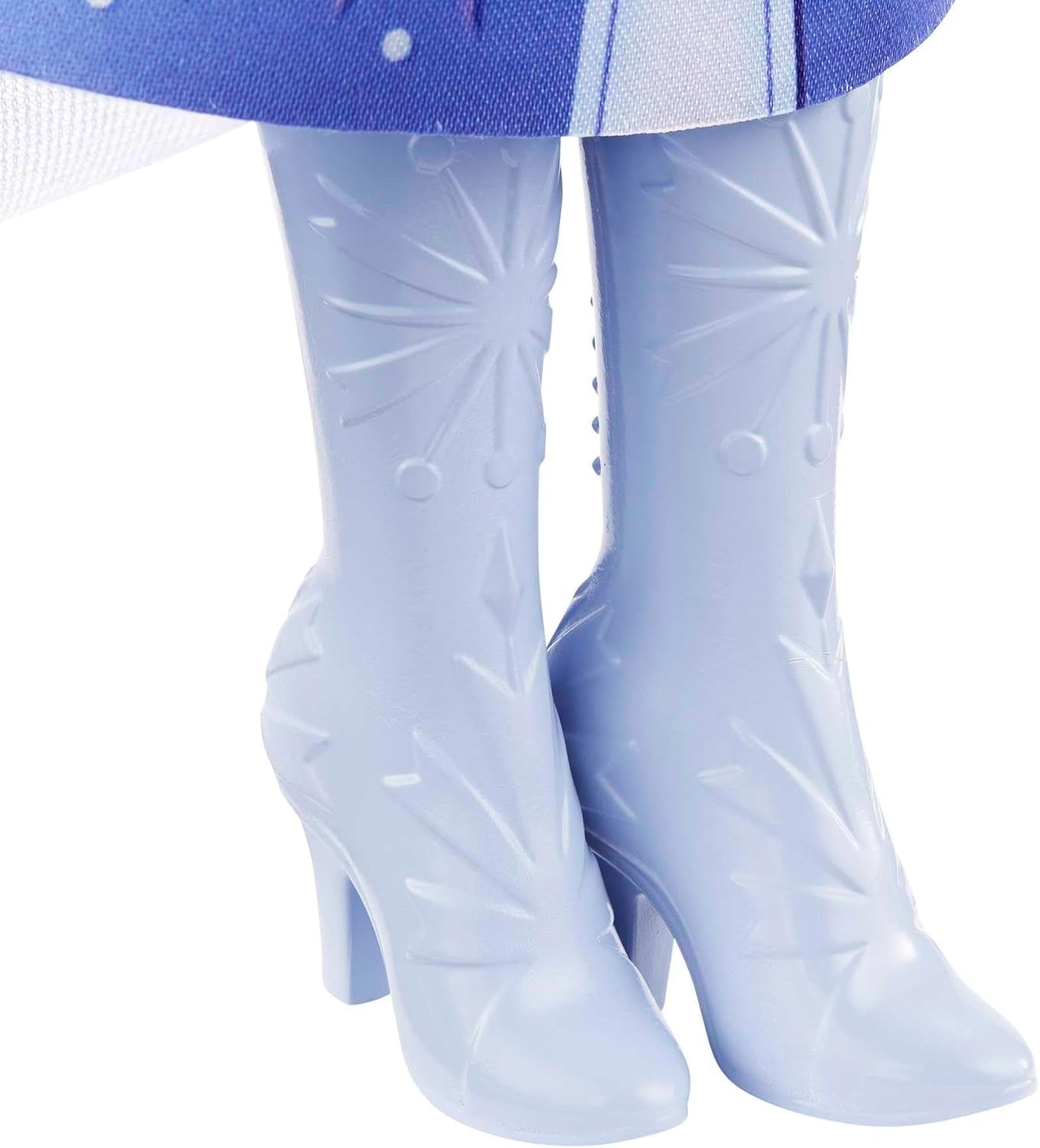 Mattel Disney Princess Elsa Puppe, Frozen Puppe im Reiseoutfit, kämmbares blondes Haar, bewegliches Gelenk, abnehmbarer Rock und Stiefel, Disney-Geschenke, Spielzeug für Kinder ab 3 Jahren, HLW48