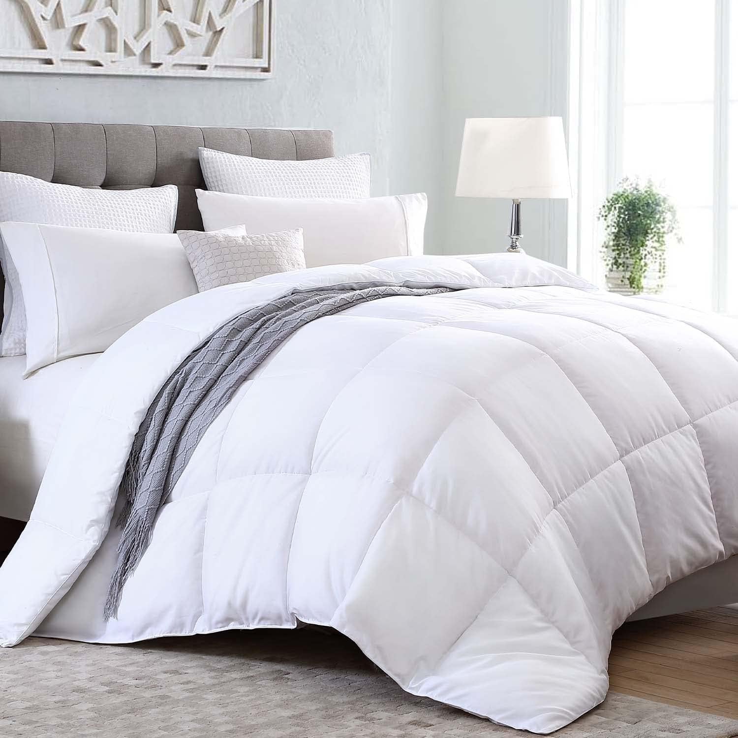 Kingsley Trend Alternative weiße Daunendecke für alle Jahreszeiten, Ganzjahres-Kingsize-Bettdecke (2,6 m x 2,3 m), weiche, maschinenwaschbare Bettdecken und Steppdecken, Naty Shop Queen White