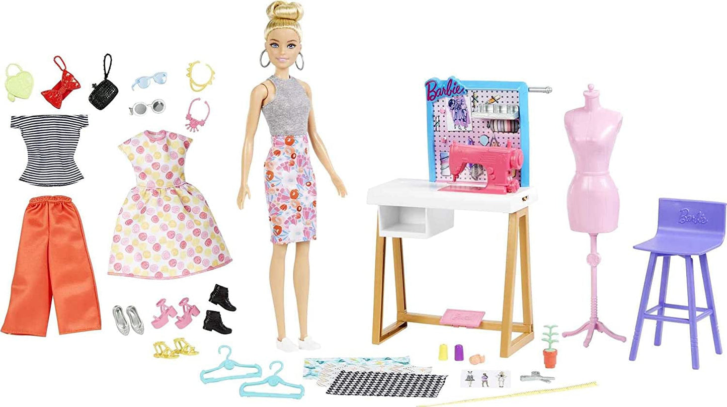 Barbie HDY90 – Modedesigner-Puppe (30,40 cm) und Atelier, über 25 Design- und Modeaccessoires, Design-Schreibtisch, Stuhl, Nähmaschine, Stoffmodell, Schaufensterpuppe und mehr, Spielzeug ab 3 Jahren Naty Shop Dolls Standardtitel