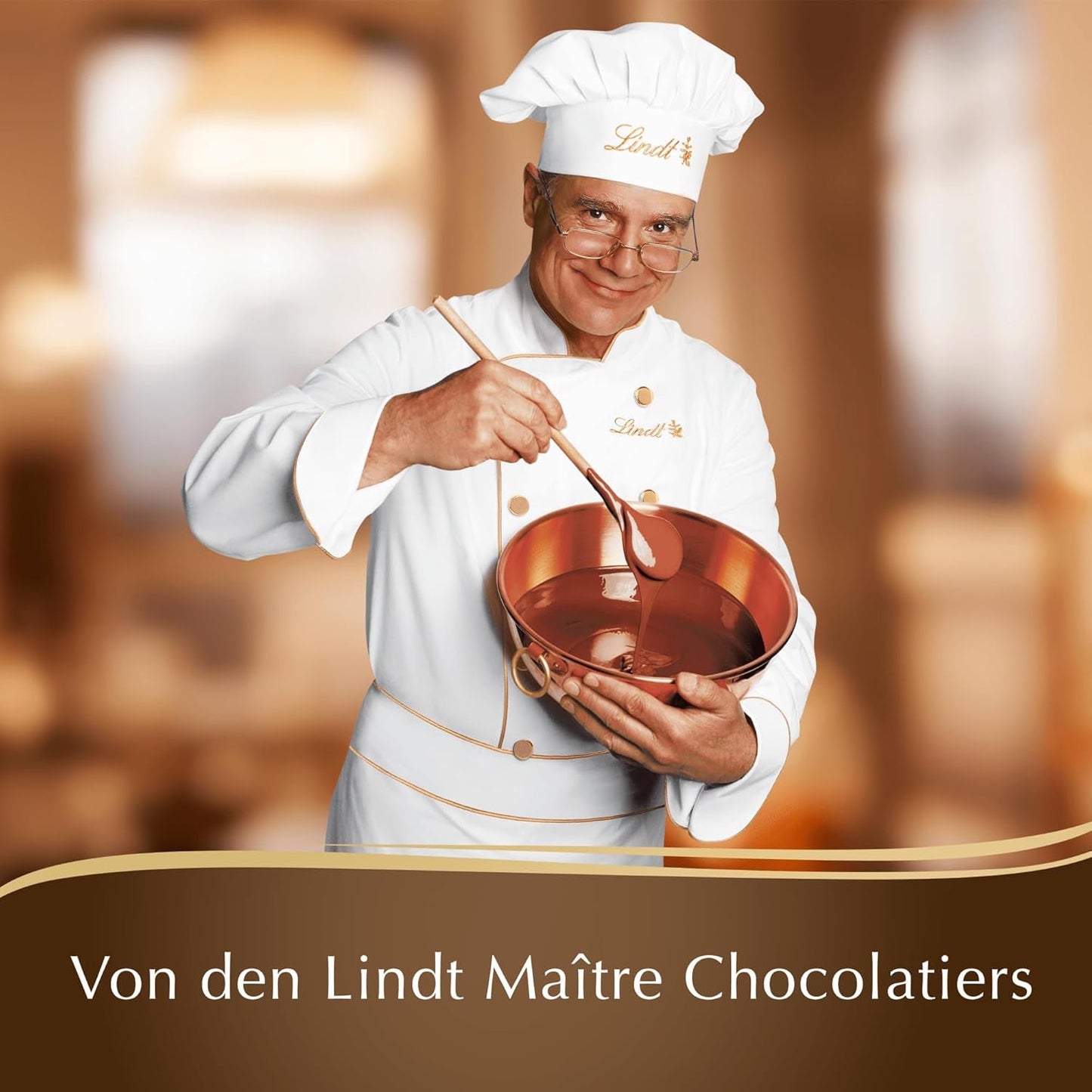 Lindt-Schokolade | NUT DELUXE Schokoriegel mit Milch und Mandeln | 110g | Milchschokolade mit gerösteten Mandeln in einer zarten Mandelcreme | Schokoladenriegel