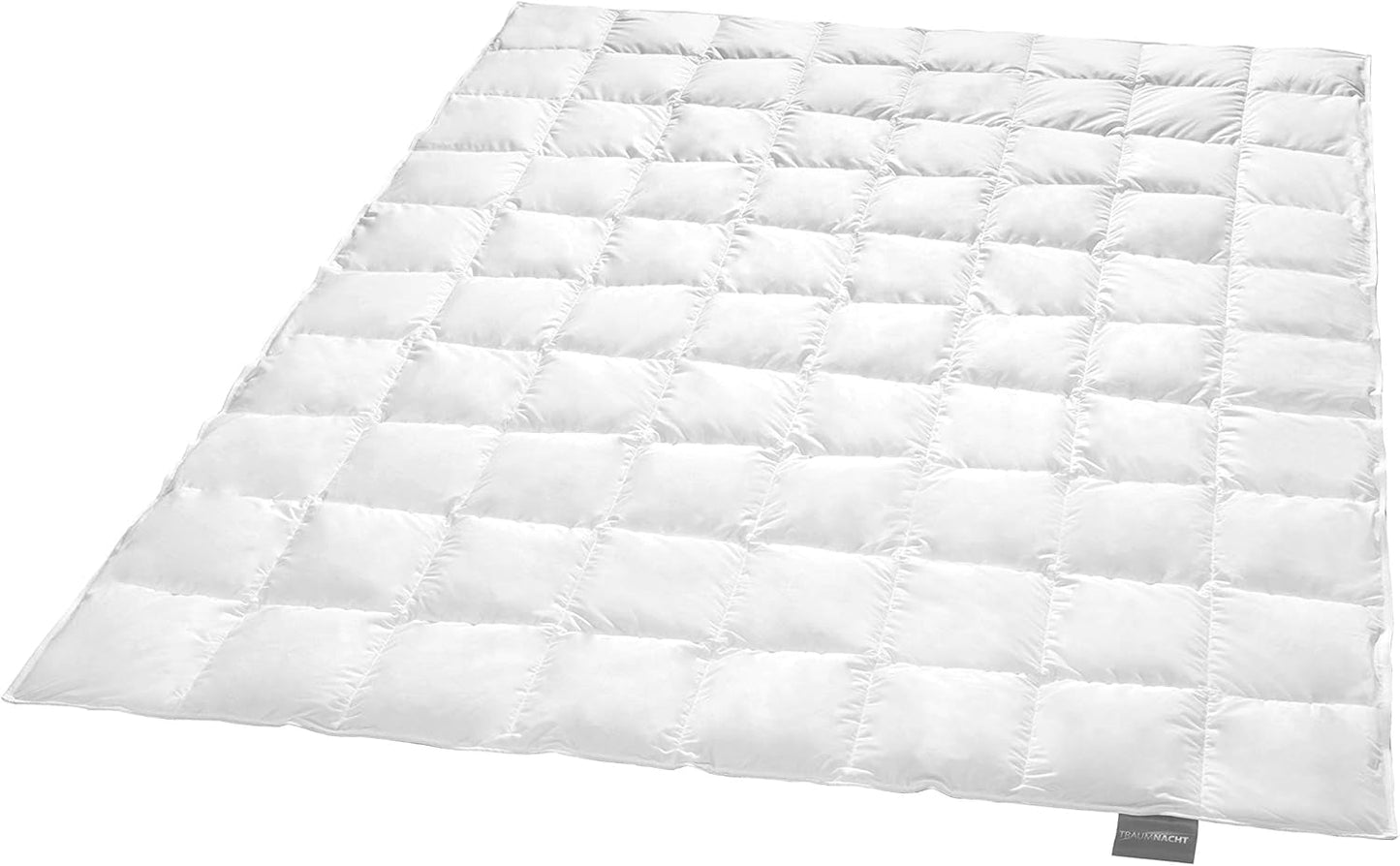 Traumnacht Basic Leichte Daunendecke mit neuen weißen Daunen (60 %) und Federn (40 %), DIN EN 12934, 135 x 200 cm, Down Pass und Öko-Tex zertifiziert, hergestellt nach dem deutschen Qualitätsstandard Bettdecken und Steppdecken Naty Shop 90 Prozent Daunen / 10 Prozent Federn Leichte Sommerdecke 155 x 220