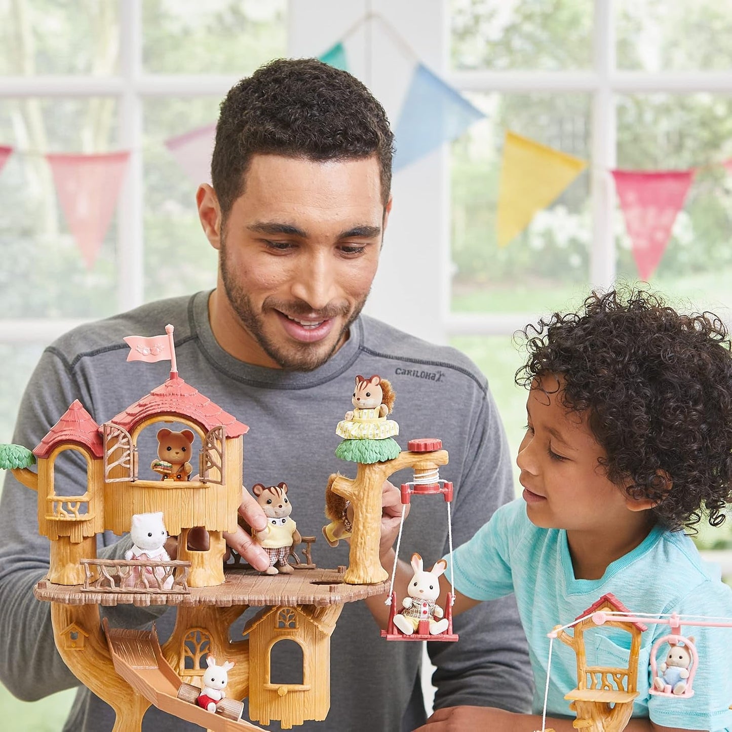 Sylvanian Families 5494 Baumhaus mit Abenteuer – Puppenhaus-Spielset