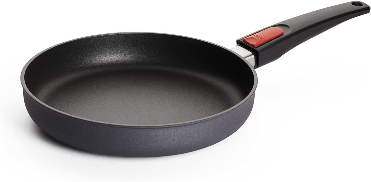 Woll Diamond Lite flache Pfanne - Induktion -, Ø 20 cm, 5 cm Höhe, mit abnehmbarem Griff - für alle Herdarten geeignet, Aluminiumguss, Antihaftbeschichtung Naty Shop Töpfe und Pfannen Ø 24 cm