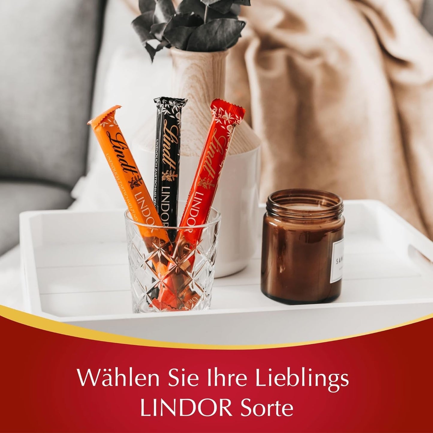 Lindt-Schokolade | LINDOR Milchschokoladenstangen, Aktionsangebot | 100g | 4 LINDOR Milchschokoladentafeln mit zartschmelzender Füllung | Schokoladenstangen (3er Pack)