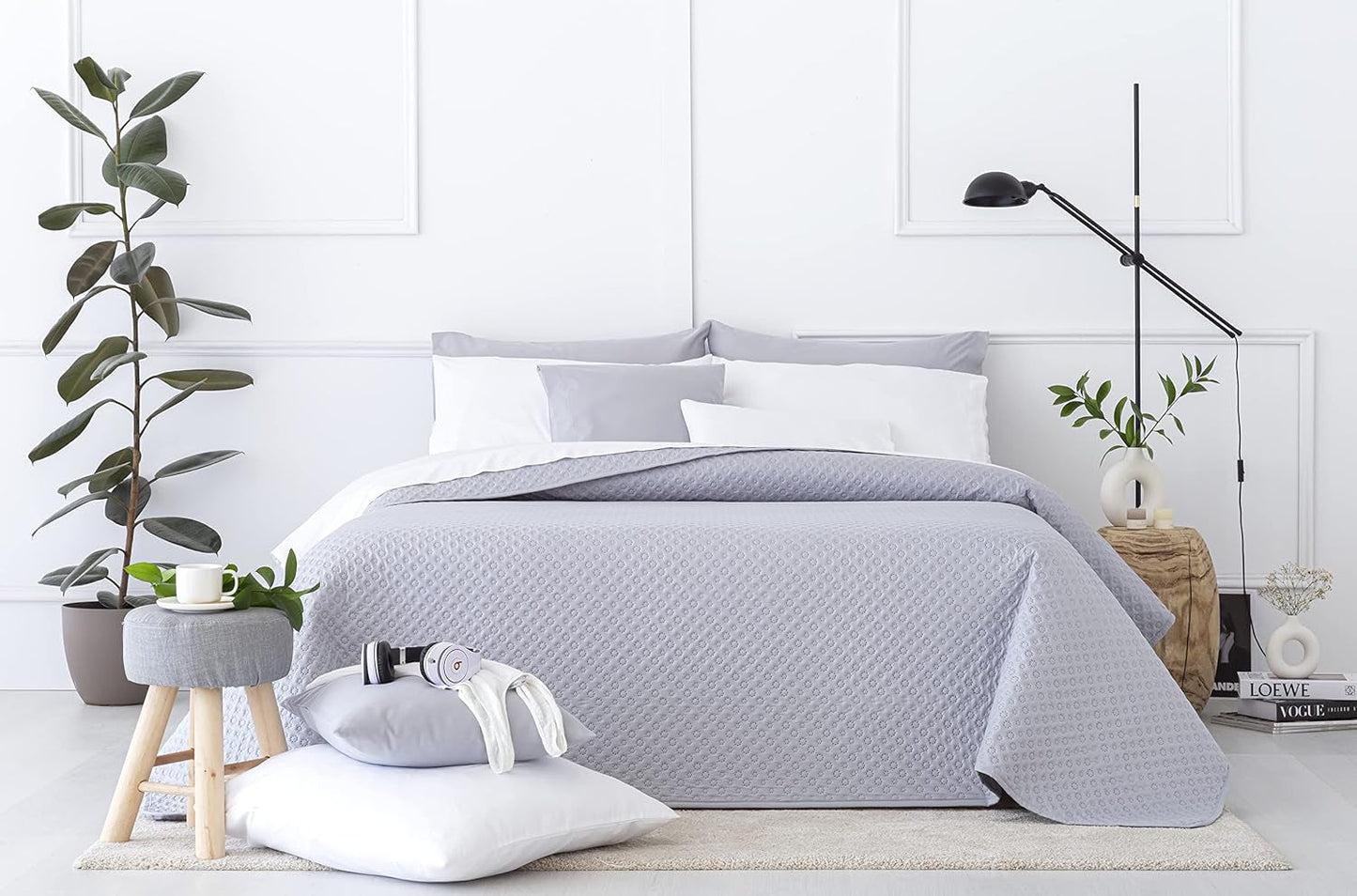 Todocama Fine Boutique Tagesdecke mit Piqué-Muster, für Frühling, Sommer, Herbst und Winter, 100 % superweiche Mikrofaser, Multifunktionsdecke, 140/150/160-250 x 260 cm, hellgrau. Betten und Decken. Besuchen Sie den Todocama-Store. Hellgrau 250 x 260 cm
