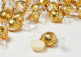 Lindt weiße Schokoladenkugeln LINDOR | 137g Beutel | Ca. 10 weiße Schokokugeln mit zartschmelzender Füllung | Schokoladen-Geschenkset | Schokoladen-Geschenkset (2er-Pack)