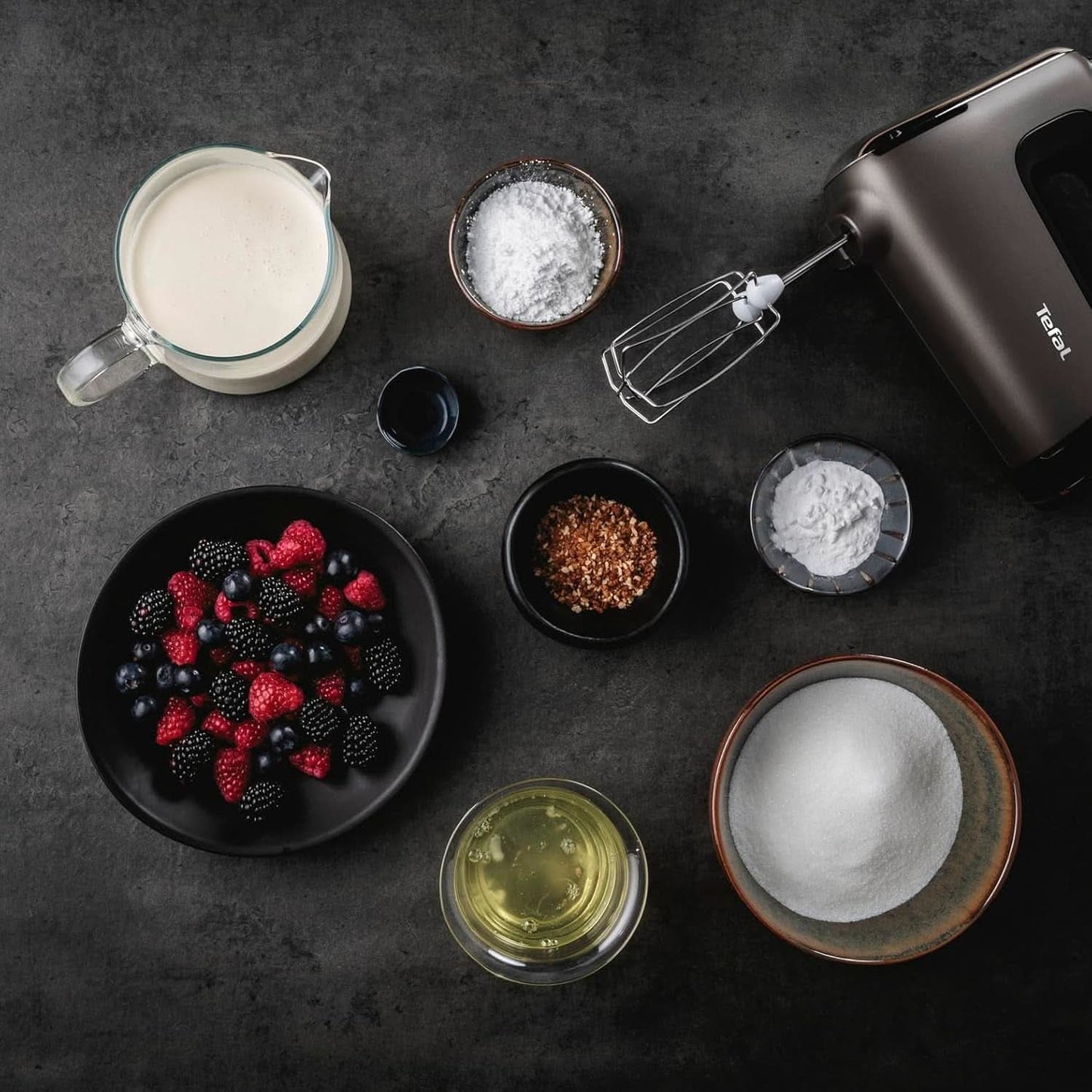Tefal HT650E Power Mix Silence Handmixer | 600 Watt | Variabler Geschwindigkeitsregler | Turbo- und Auswurf-Funktion | Extremer Freizeitmotor | inkl. 2 Rührbesen und 2 Knethaken | Wheat Kitchen Naty Shop