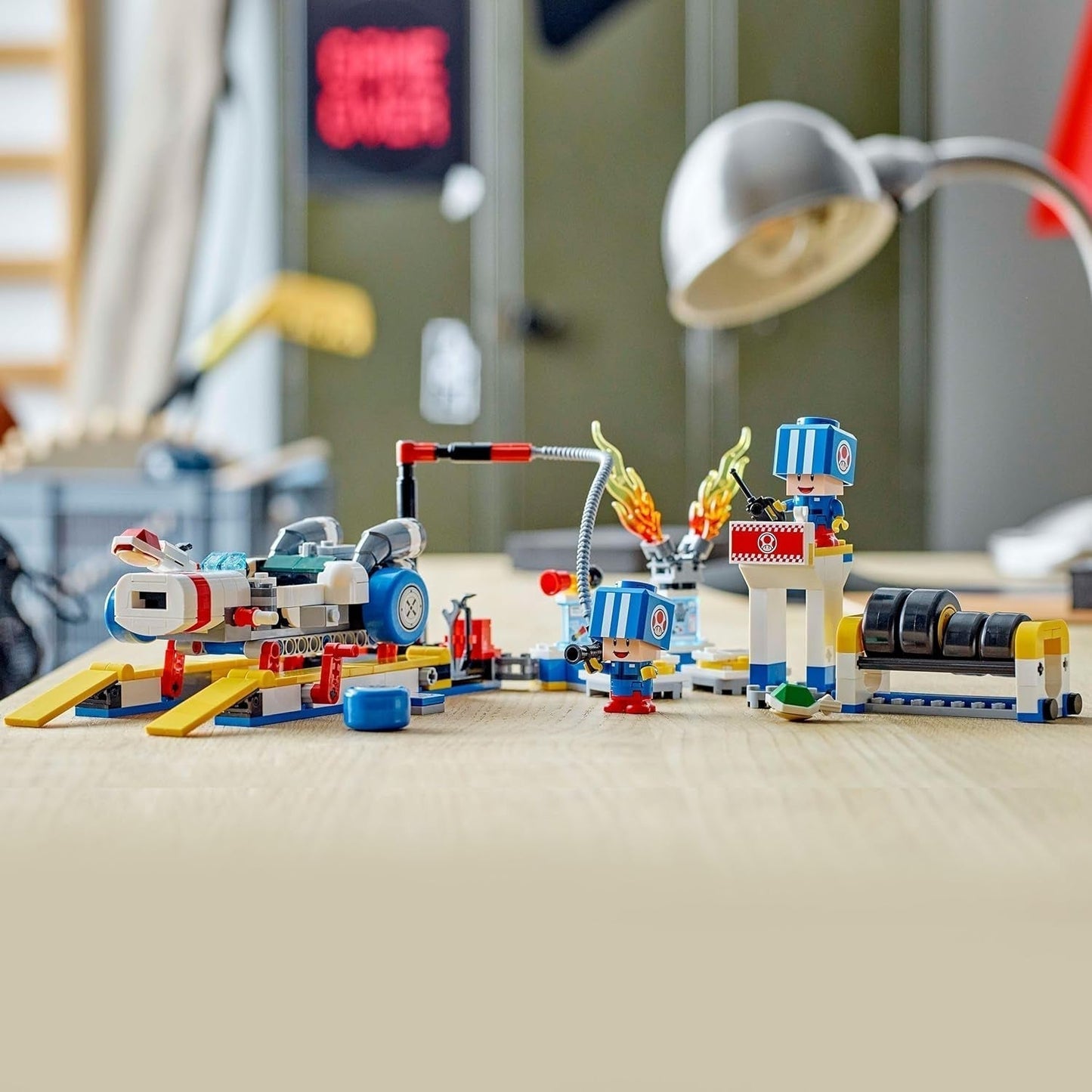 LEGO Super Mario: Mario Kart – Toad's Workshop, Nintendo-Charakter, anpassbares Spielzeug, Abenteuerset, Geschenk für Jungen, Mädchen und Gamer ab 8 Jahren 72035 Bausätze Besuchen Sie den LEGO-Store