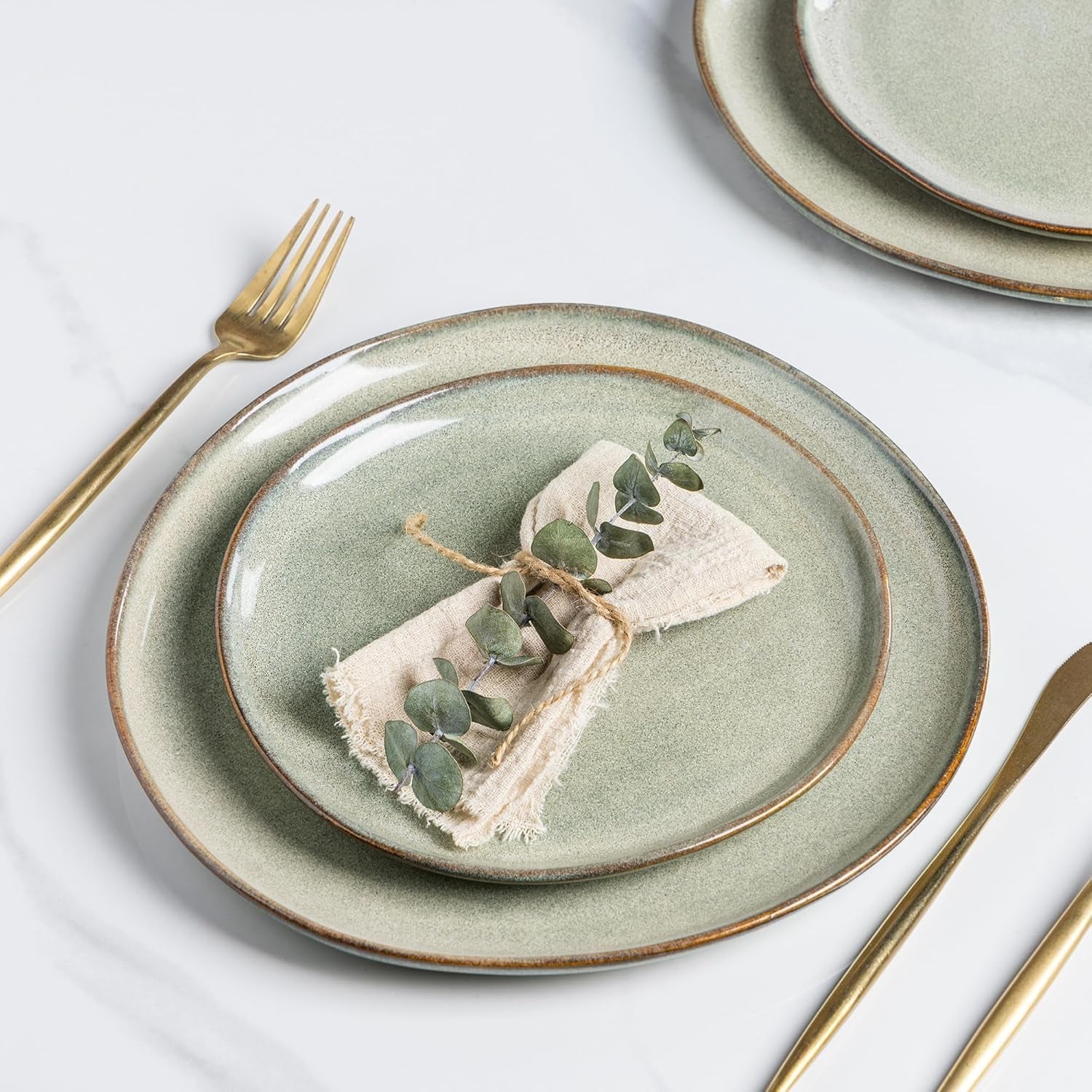 GBhome 6-Personen-Keramikgeschirr-Set, 24-teilig, mit reaktiver Glasur, handgefertigt, mikrowellen- und spülmaschinenfest, Schüssel- und Teller-Set, Desret Sage GDW007GY-24P-EU