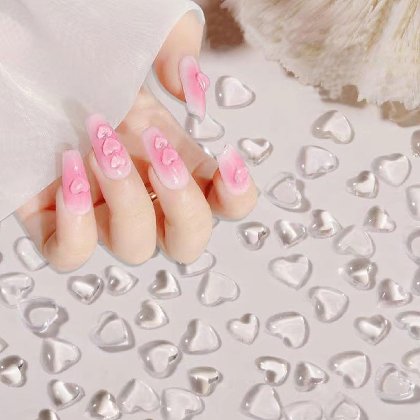 3D Herz Nail Art Charms, 320 Stück Niedliche Klar Acryl Herz Nagel Charms, Flatback Herz Nagel Strasssteine ​​4Mm 6Mm 8Mm Harz Nagelkunst Dekorationen für Frauen Mädchen DIY Maniküre Zubehör(4Mm 6Mm 8Mm)