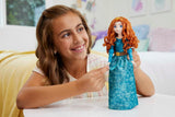 Mattel Disney Princess Toy Merida, handgefertigte Puppe mit glitzernder Kleidung und Accessoires, inspiriert von Disney- und Pixar-Filmen, Kindergeschenk HLW13