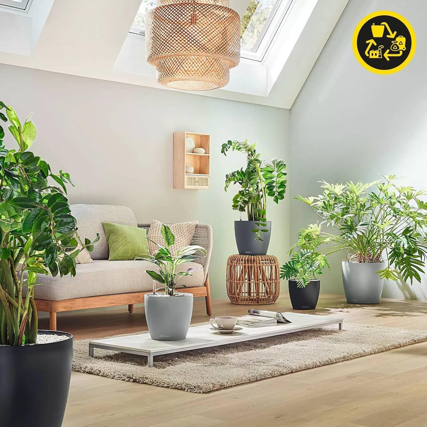 Pflanzgefäß LECHUZA Classico Color ECO 60 Dunkelgrau | Pflanzgefäß mit Bewässerungssystem und Wasserstandsanzeige | Hergestellt aus 100 % recyceltem Kunststoff | Mattes Finish | Ø 60 x 55,5 cm | 18955