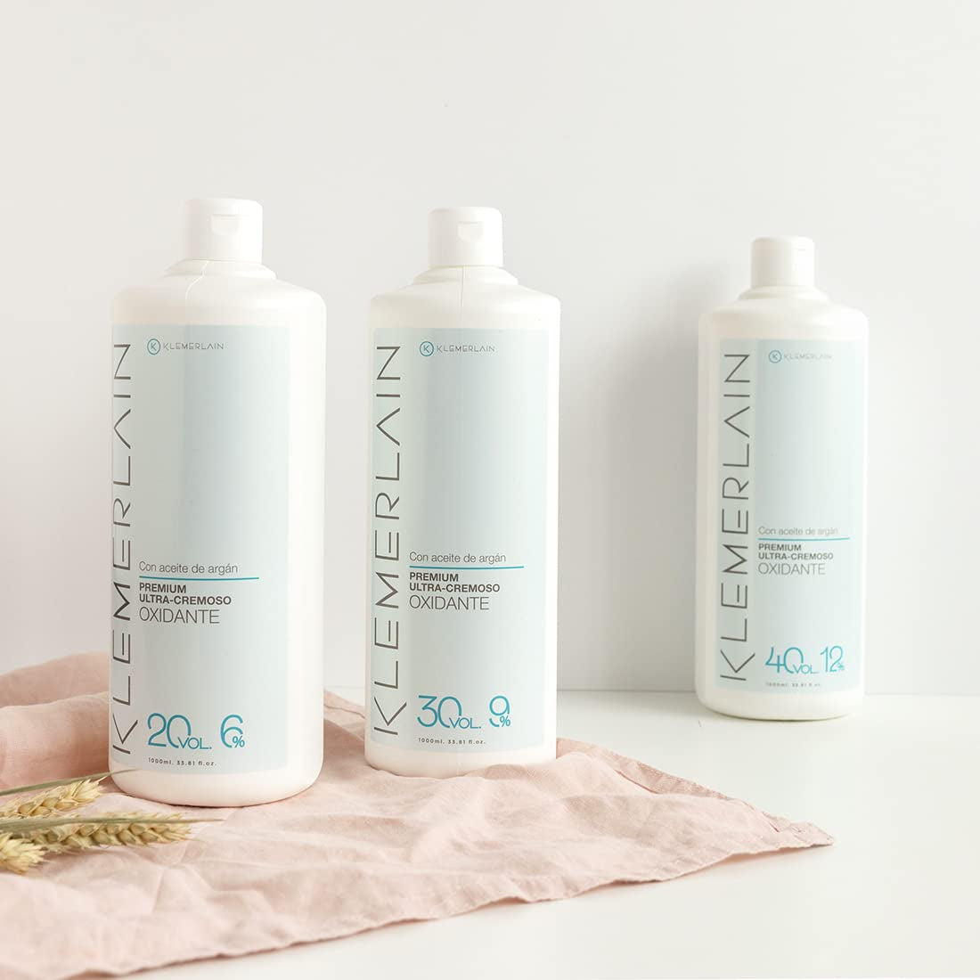Haarcreme mit Sauerstoff. Ultra-Creme mit Oxidationsmittel für das Haar. Permanente Haarfarbe. vegan. Haarfärbemittel - 1000 ml (20 Vol., 6%) Haarfärbemittel Naty Shop