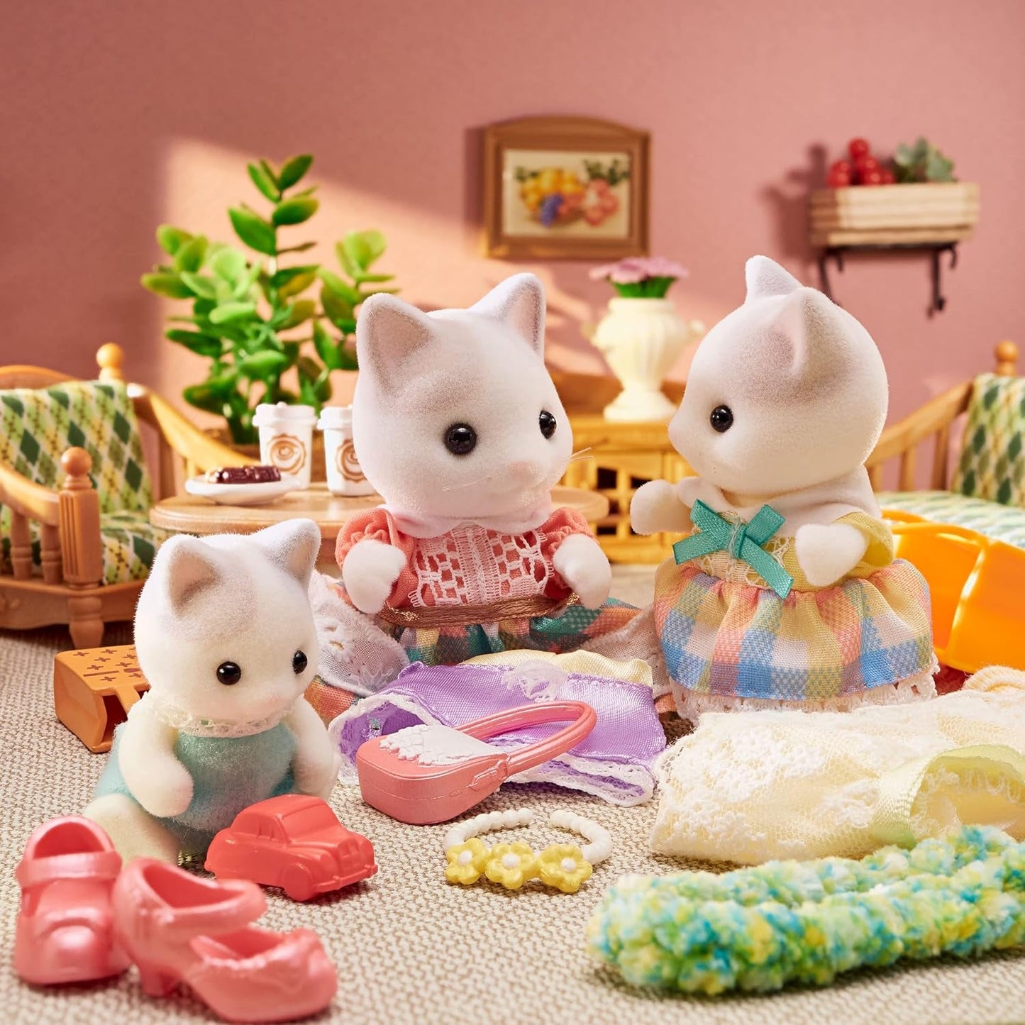 Sylvanian Families – 5738 Milchkatzenfamilie – Puppenhausfiguren