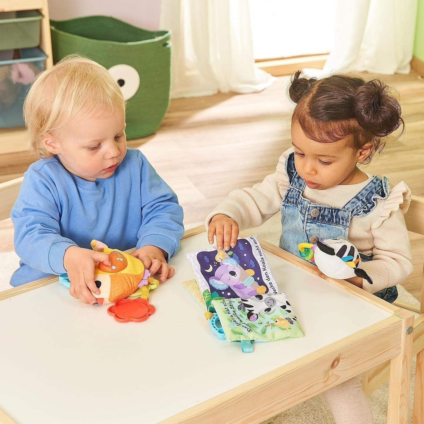 VTech Baby – Baby's Animal Friends Geschenkset – Spielzeugset mit Stoffbuch, singendem Vogel und Zebrarassel – für 0–24 Monate Babyspielzeug Naty Shop