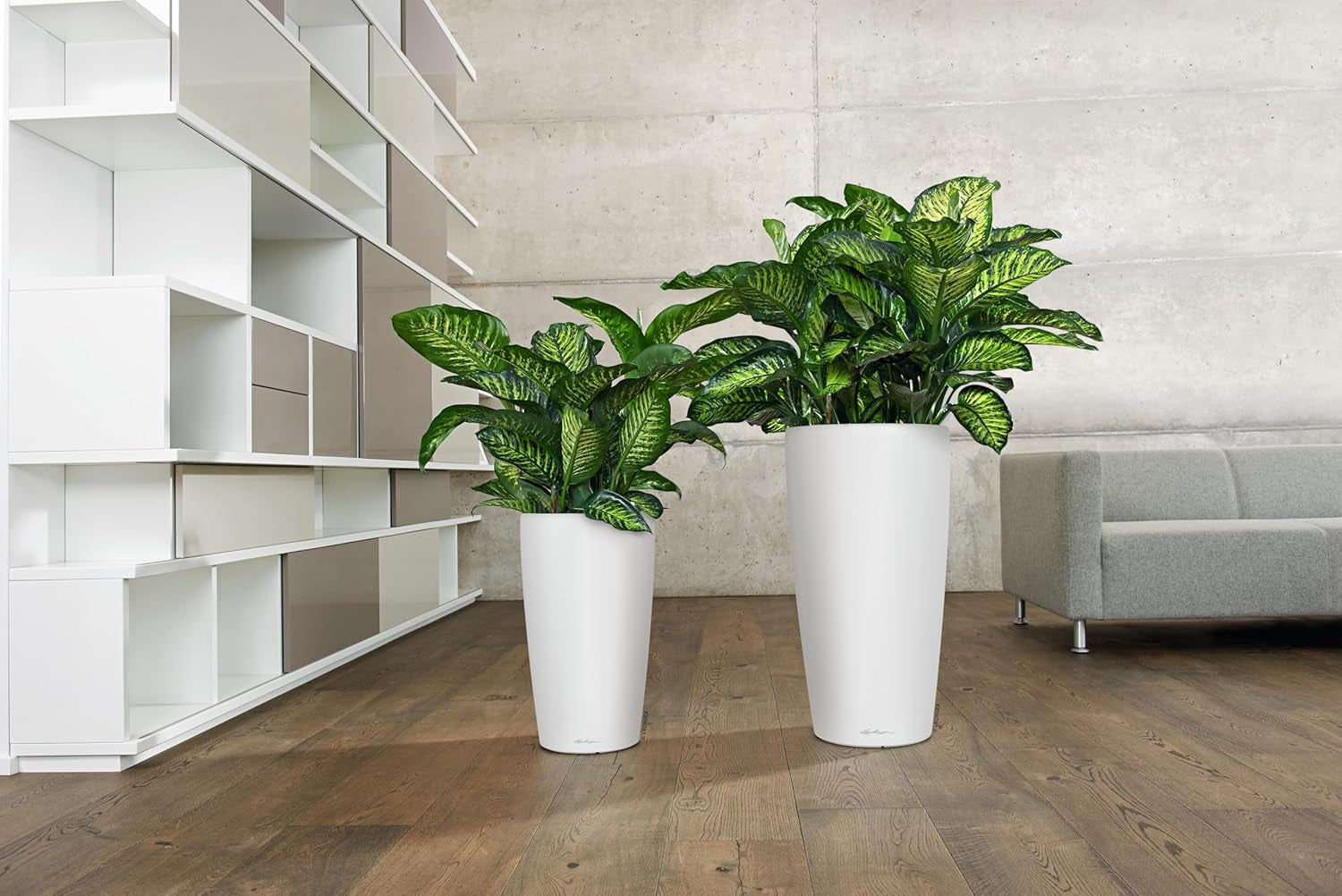 Pflanzgefäß LECHUZA Rondo Premium 32 Mattweiß | Pflanzsäule mit Bewässerungssystem, Wasserstandsanzeige und Pflanzeinsatz | Mattes Finish | Ø 32,5 x 56,5 cm | 15786