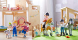HABA 303672 - Kleine Freunde - Conni | Süße Minipuppe ab 3 Jahren | Robuste Klapppuppe aus Kunststoff für langanhaltenden Spielspaß | Geschenk für alle Conni Papusi Naty Shop Fans