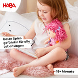 HABA Lily Lou Puppe – Weiche Stoffpuppe ab 18 Monaten – 30 cm mit Kleidung und Haaren – Idealer Spielgefährte für kleine Kinder – 1302842001