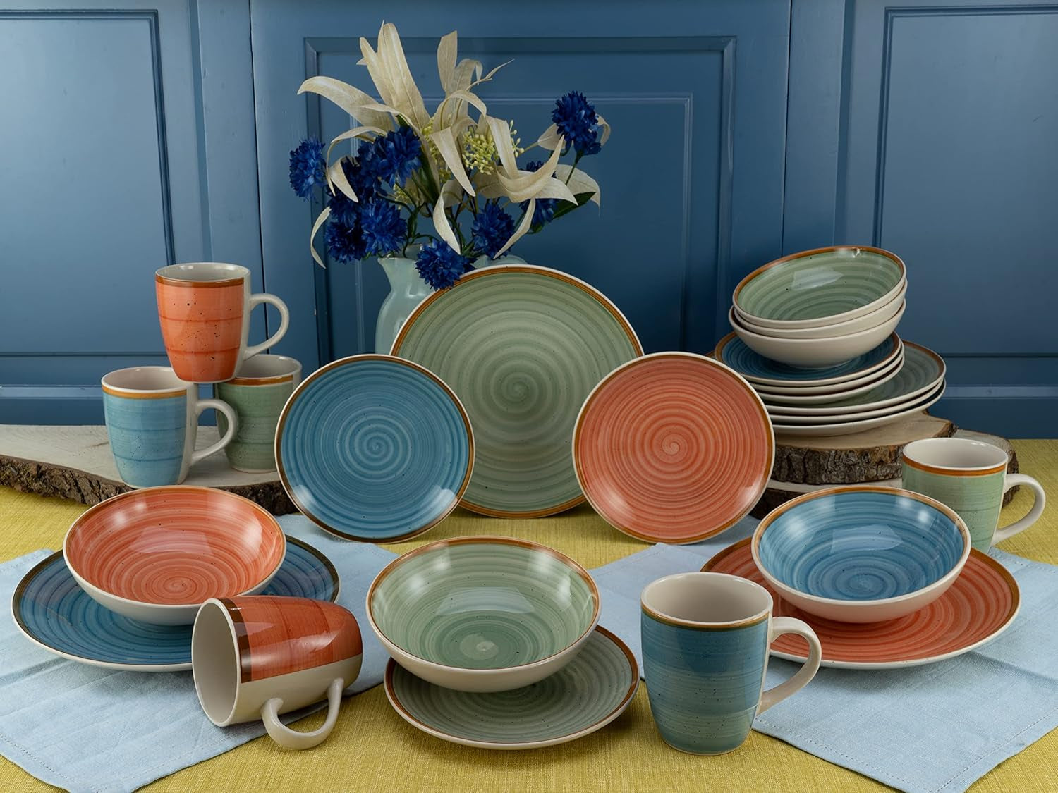 CreaTable, 22851, Serie COUNTRY, 24-teiliges Tafelservice für 6 Personen, Kombinationsservice aus Porzellan, spülmaschinen- und mikrowellengeeignet, hochwertige Herstellung
