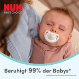 NUK First Choice Night Pacifier for Babies | 6-18 Monate | Kieferorthopädische Schnuller, die im Dunkeln leuchten | Beruhigt 99 % der Babys** | Kaninchen/Schaf | Packung 0-2