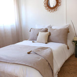 Decke „Enjoy Home“, Beige, Natur, mit 4 Jutebommeln, 90 x 190 cm, 100 % Baumwolle, Öko-Tex-zertifiziert, Panama-Kollektion, Naty Shop Decken und Steppdecken