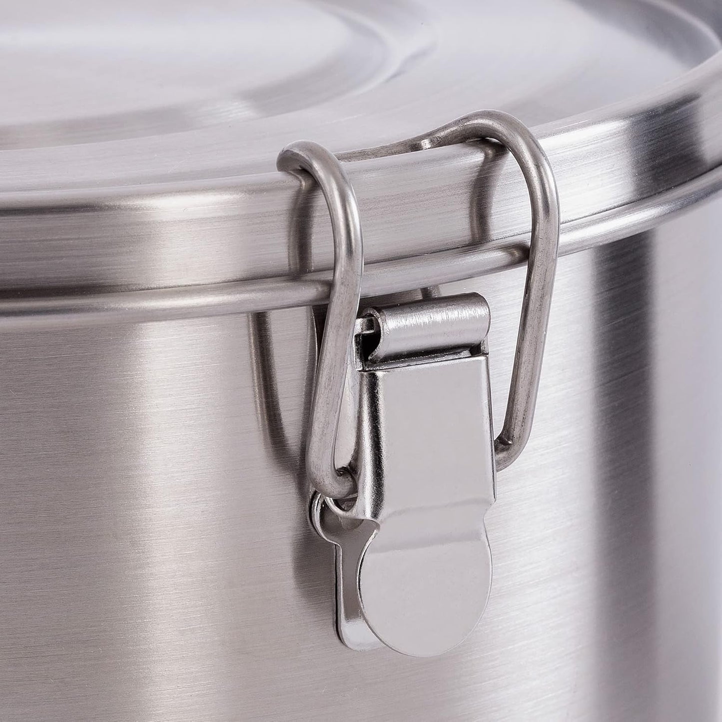 Tatonka Food Bowl – Lebensmittelbehälter/-schüssel aus Edelstahl – mit Deckel, Befestigungsklammern und Volumenskalierung – 0,5 l/0,75 l/1 l Volumen. Lebensmittelaufbewahrungsboxen Naty Shop