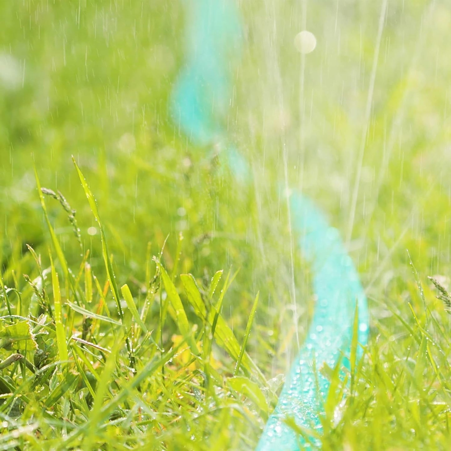 Relaxdays Bewässerungsschlauch 5 m Länge, gleichmäßige Bewässerung von Gartenschichten, flach, anschlussfertig, Sprinklerschlauch, grün
