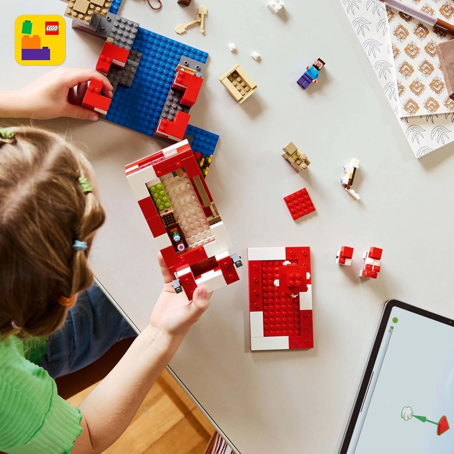 LEGO Minecraft Das Pilz-Kuhhaus, Videospiel-Bauspielzeug, Pilzland-Modell mit Minifiguren, Steve und anderen Charakteren, Spielset für Jungen und Mädchen ab 8 Jahren, 21270 Bausets. Beuche den LEGO-Store