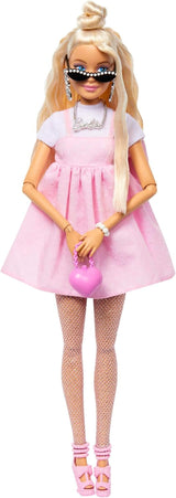 Barbie-Puppe Deluxe Style-Nr. 3 mit Barbiecore-Outfit, blonden Haaren in einem hohen Dutt, pastellrosa Kleid mit übergroßer Schleife und Accessoires wie Netzstrumpfhosen, HYV27 Naty Shop Dolls Blonde