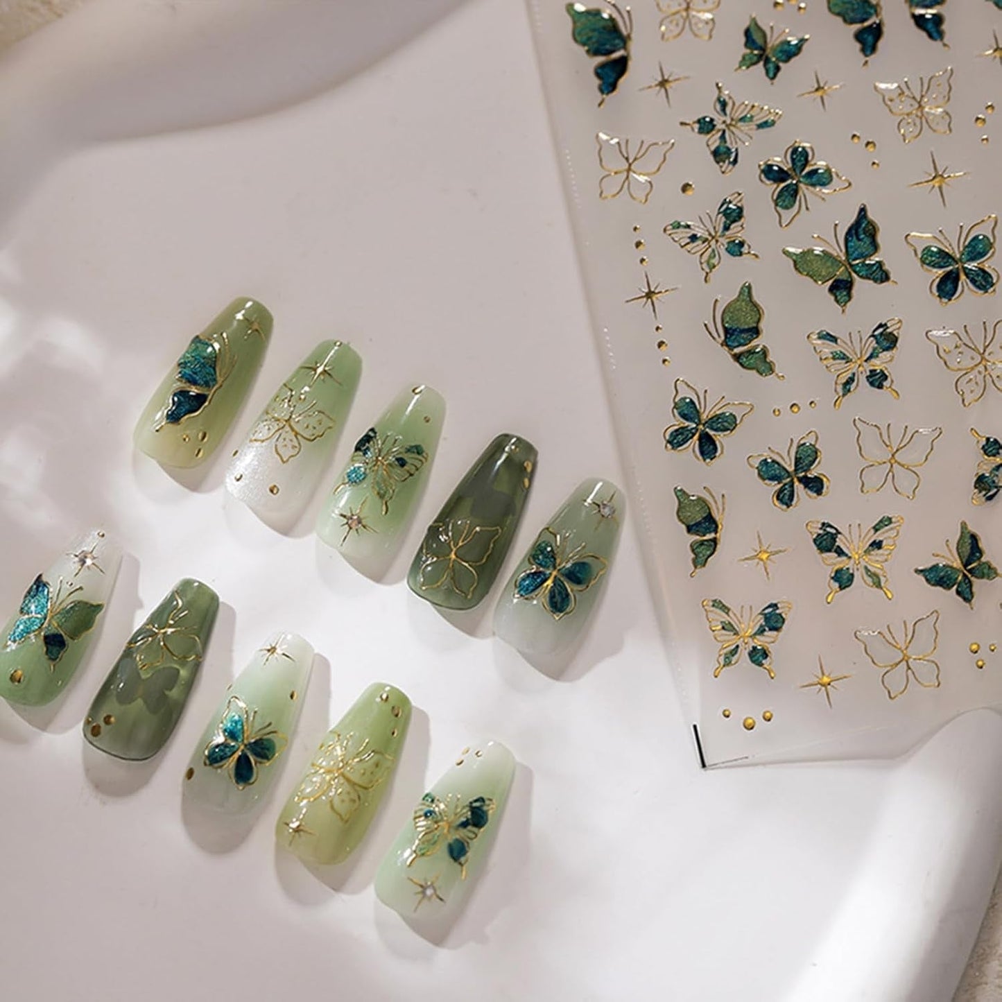 2 Blätter 5D Schmetterling Nagelsticker Selbstklebend, Nagelsticker Gold Rand, Nagel Designing Zubehör, Nail Art Sticker, Schmetterlinge Deko Nagelaufkleber, Nageltattoos