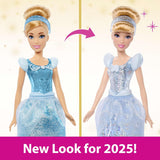 Mattel DISNEY Prinzessin Aschenputtel – bewegliche Puppe mit funkelndem Outfit, abnehmbaren Schuhen und Tiara, gekämmtes Haar für Stylingspaß, für Kinder ab 3 Jahren, HLW06