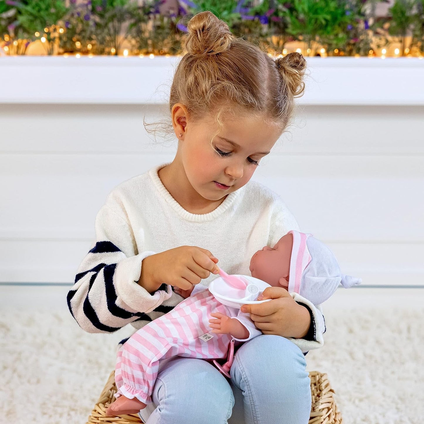 JC Toys – Berenguer Boutique 38 cm weiche, lebensechte Puppe mit offenem/geschlossenem Mund, 10-teiliges Geschenkset, Babyflasche, Rassel, Schnuller und Zubehör, Rosa, ab 2 Jahren