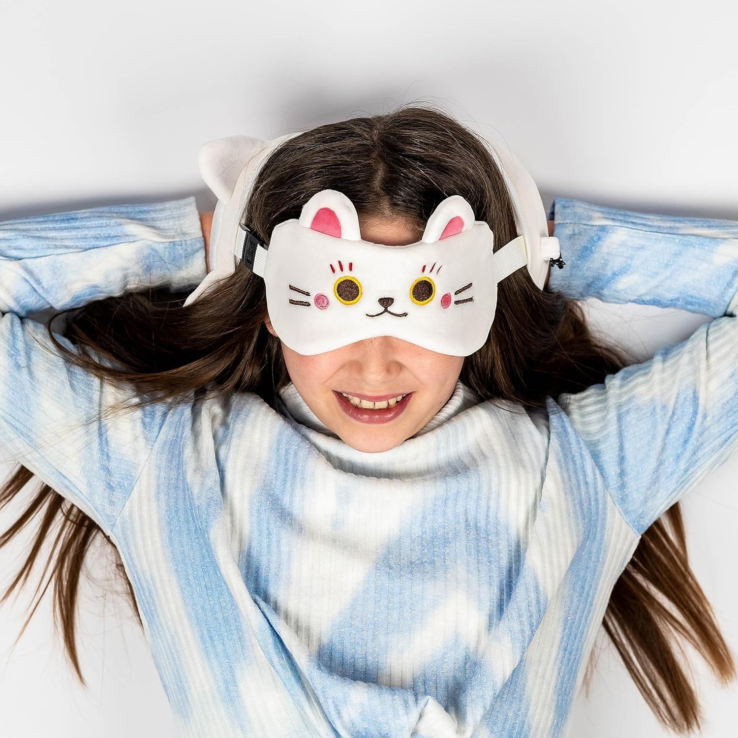 Reisekissen mit Relaxeazzz-Maske – Maneki Neko Katze Glücksbringer Reisekissen Naty Shop
