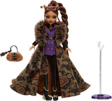 Monster High Doll House of Wolves Clawdeen Wolf Sammelfigur mit Kunstpelz-Jacquard-Mantel, lila Jacke, Kleid, goldenen Hosen und Accessoires JDR66