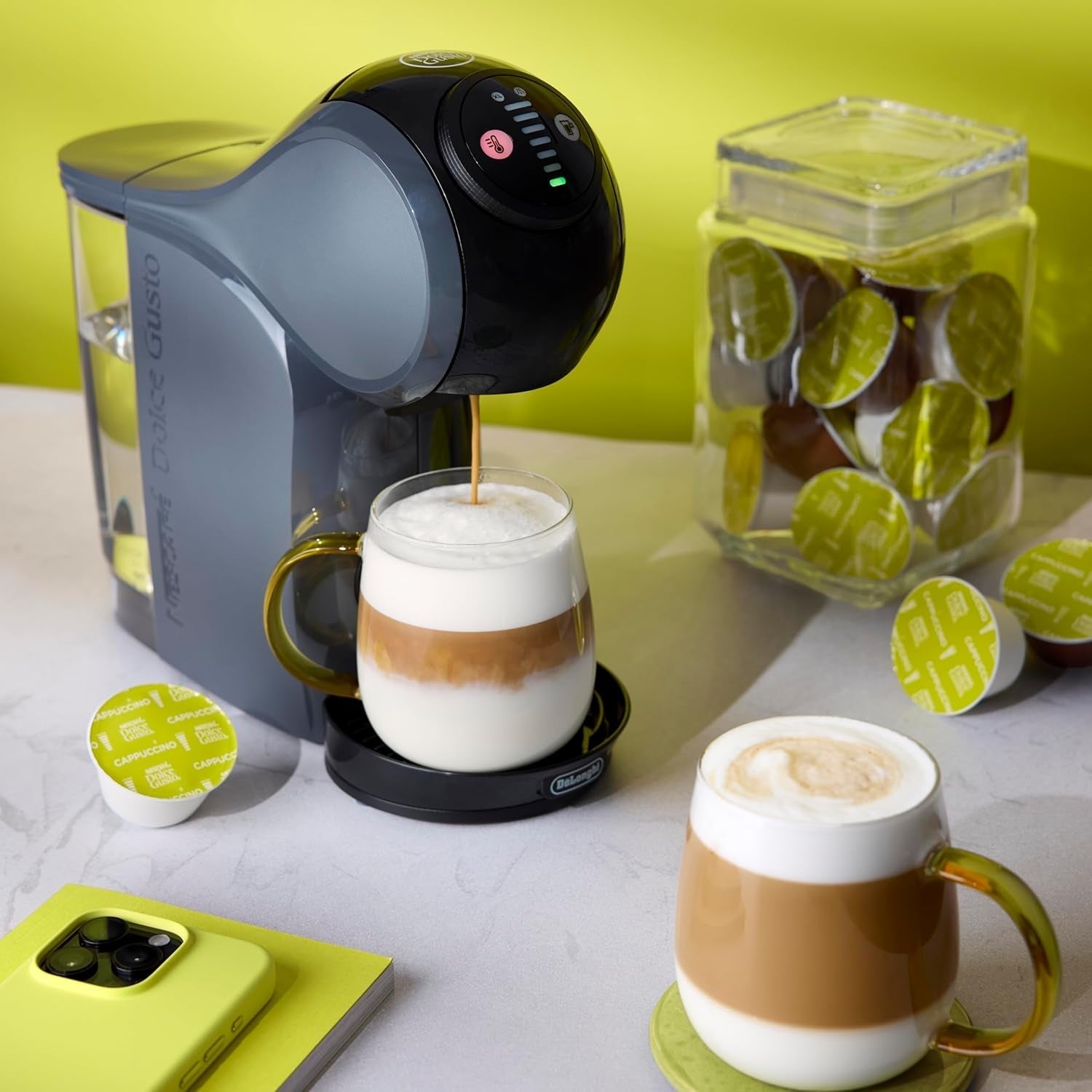 NESCAFÉ DOLCE GUSTO DeLonghi Dolce Gusto Genio S EDG226.A, Kapsel-Espressomaschine inklusive 3 Kapseln, kompaktes Design, verstellbare Abtropfschale, 0,8 l, abnehmbarer Wassertank, 1470 W, Anthrazit