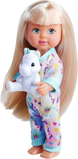 Simba Evi Love Pyjamas, 3 verschiedene Farben, nur ein Artikel wird versendet, Puppe im süßen Pyjama mit Einhorn-Plüschtier, Spielpuppe 12 cm, ab 3 Jahren